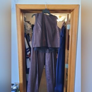 LAURA DELMAN 2 PIECE METALLIC OUTFIT